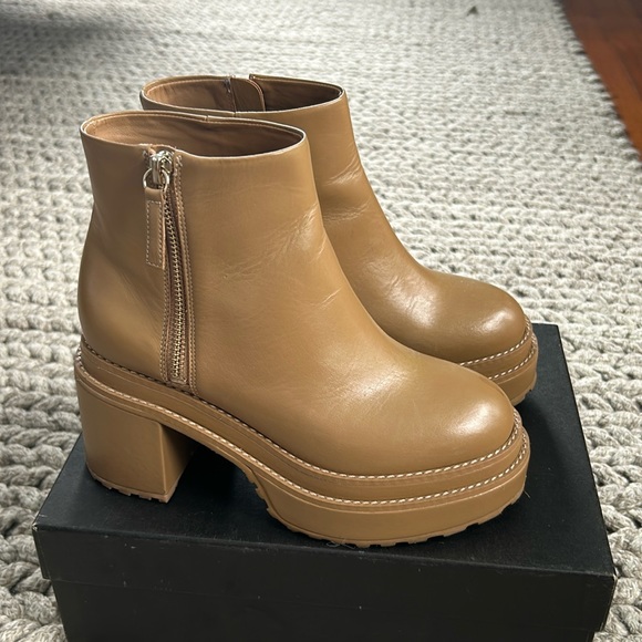 Cult Gaia Boots - Sz 35 - Picture 1 of 4